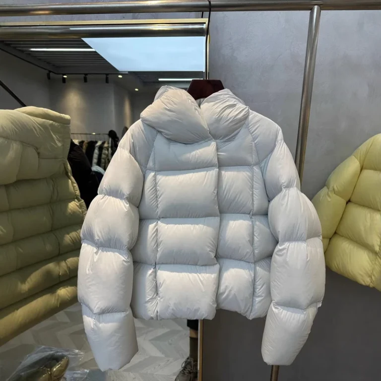CHINEE-Pinghu-25-Winter-New-Cashmere-Cloud-Puffs-95-Down-Pocket-Hooded-Womens-Short-Thick-White-Duck-Polyester-Puffer-Coat