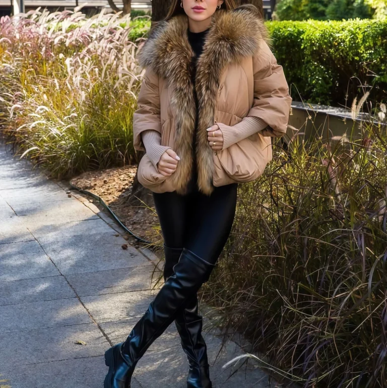 CHINEE-Stylish-Cropped-White-Duck-Down-Padded-Coat-with-Real-Fox-Fur-Collar-and-Faux-Fur-Jacket-Waterproof-Winter-Jacket