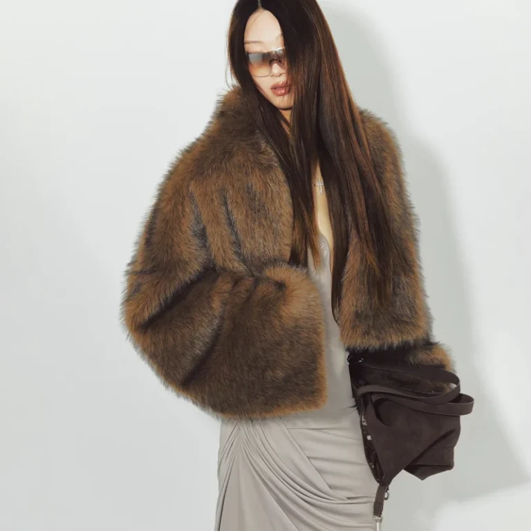 CHINEE-Womens-Retro-Faux-Fur-Short-Jacket-Extra-Long-Cuff-Faux-Fur-Lining-Plus-Size