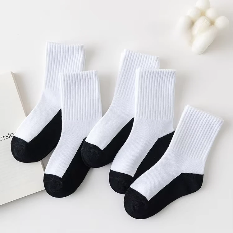 Autumn-Kids-School-Socks-with-High-Ankle-Design-OEM-Service-White-Sole-Black-Body-Cartoon-Logo-Casual-Knitted-Students-Standard