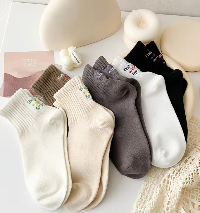Customize-Logo-School-Socks-for-Boys-and-Girls-Solid-Color-Woman-Cotton-Ankle-Socks