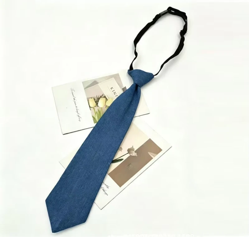 Denim-Tie-with-Chain-and-Pearl-Detail-for-Women-Fashionable-School-Uniform-Style-Necktie-with-Decorative-Hardware