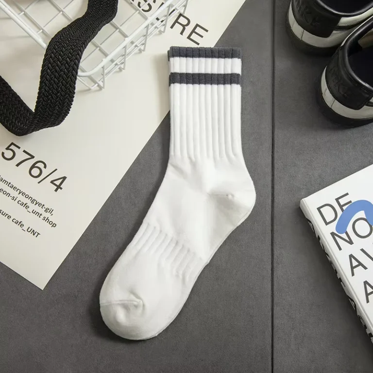 Eco-Friendly-Socks-Business-Men-Coloured-Stripes-Cotton-Stitching-White-Socks-for-School-Anti-bacterial