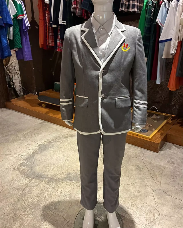 Grey-School-Uniform-Blazer-Set-with-White-Trim-and-Embroidered-Badge-for-Middle-High-School-Students