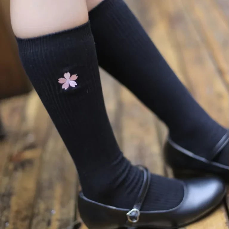 Japanese-Embroidery-Mid-calf-School-Socks-Uniform-Knee-Socks-High-School-Girl-White-Student-Socks