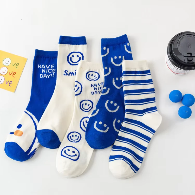 New-Design-Blue-and-White-Crew-Socks-Cute-Face-Word-Cotton-Socks-School-Socks-for-Girls